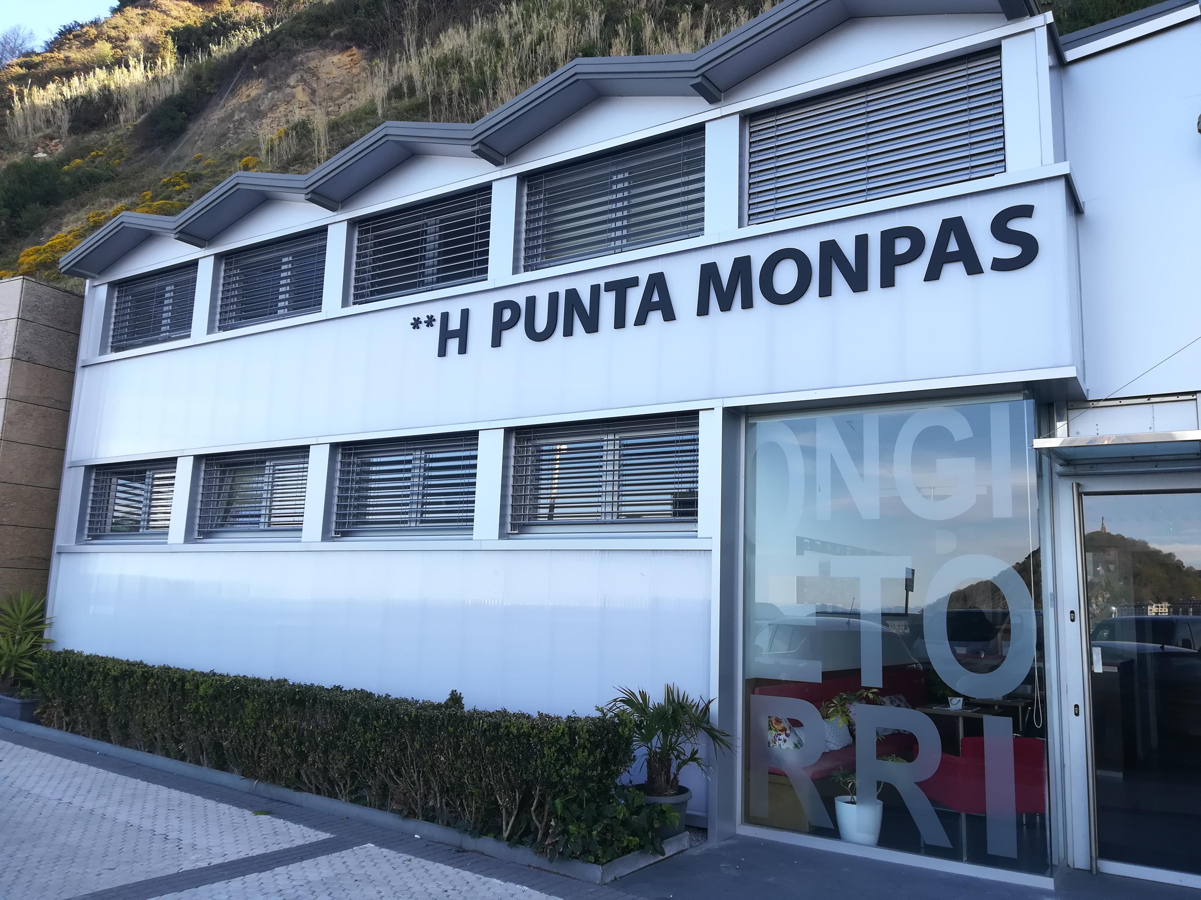 Hotel Punta Monpas San Sebastian Exterior photo
